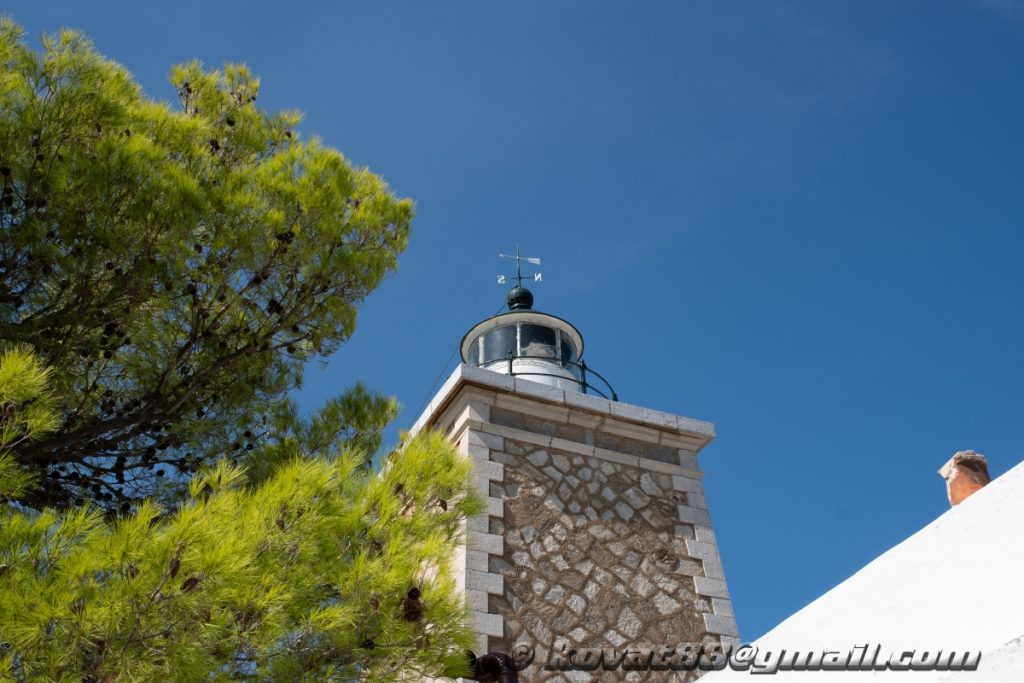Trikeri Lighthouse - N 39.096951, E 23.050673