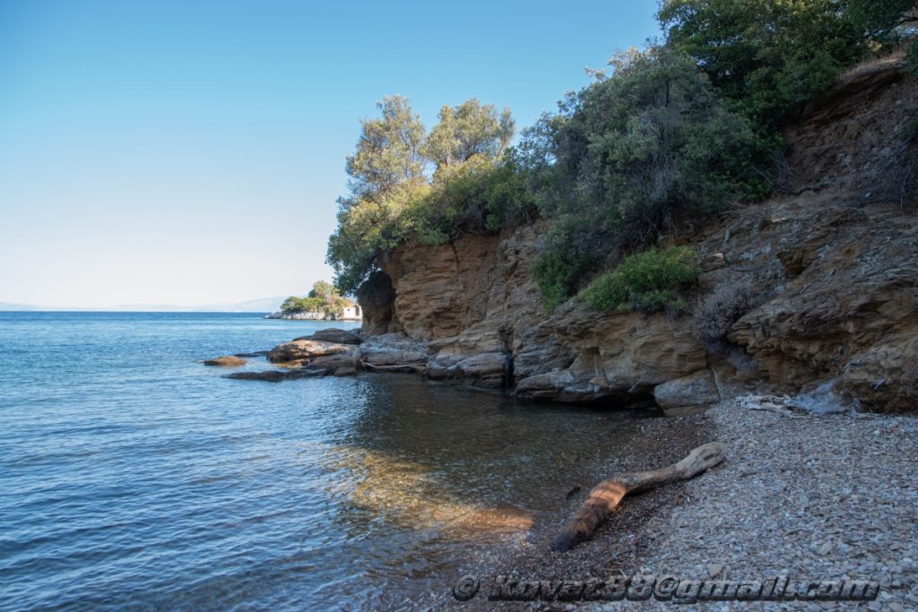 Paralia Tzasteni - N 39.126853, E 23.163098